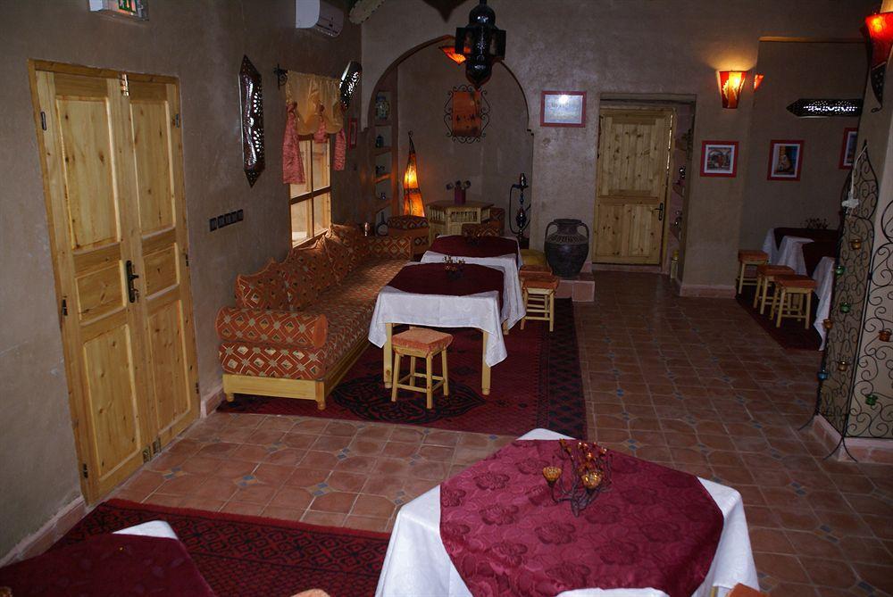 Kasbah Ait Ben Damiette Hotel สกูรา ภายนอก รูปภาพ